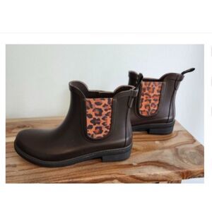 Joules Brown Chelsea Rubber Rain Boot Leopard Cheetah print Women's size 6 NWOT